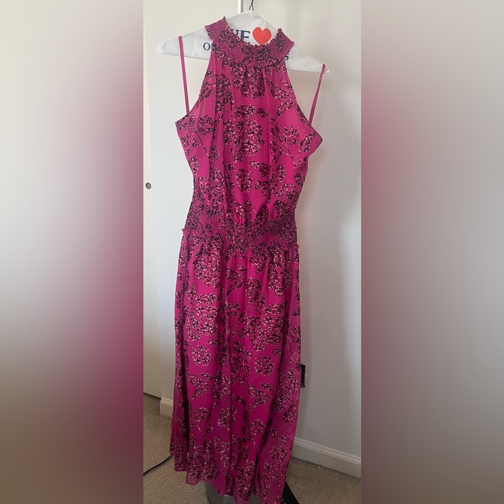 White House Black Market pink and black dress gathers at waist size 8